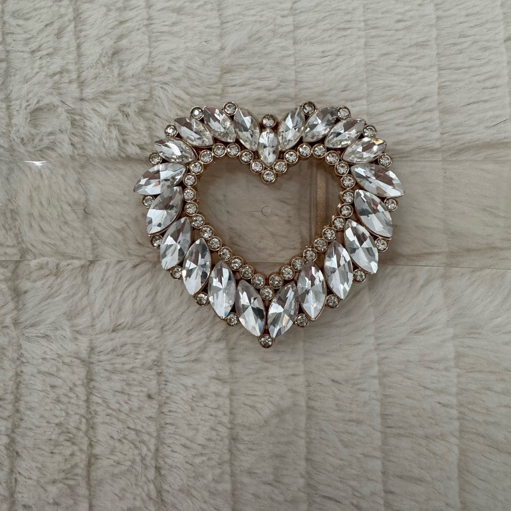 Heart Shaped Crystal Clear Belt!